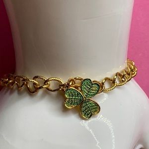 Vintage signed mizpah shamrock charm bracelet